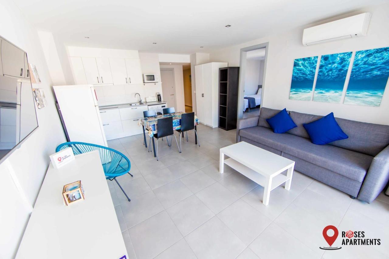 Roses Apartments Ocean 2 Habitaciones Vista Mar Lateral Buitenkant foto